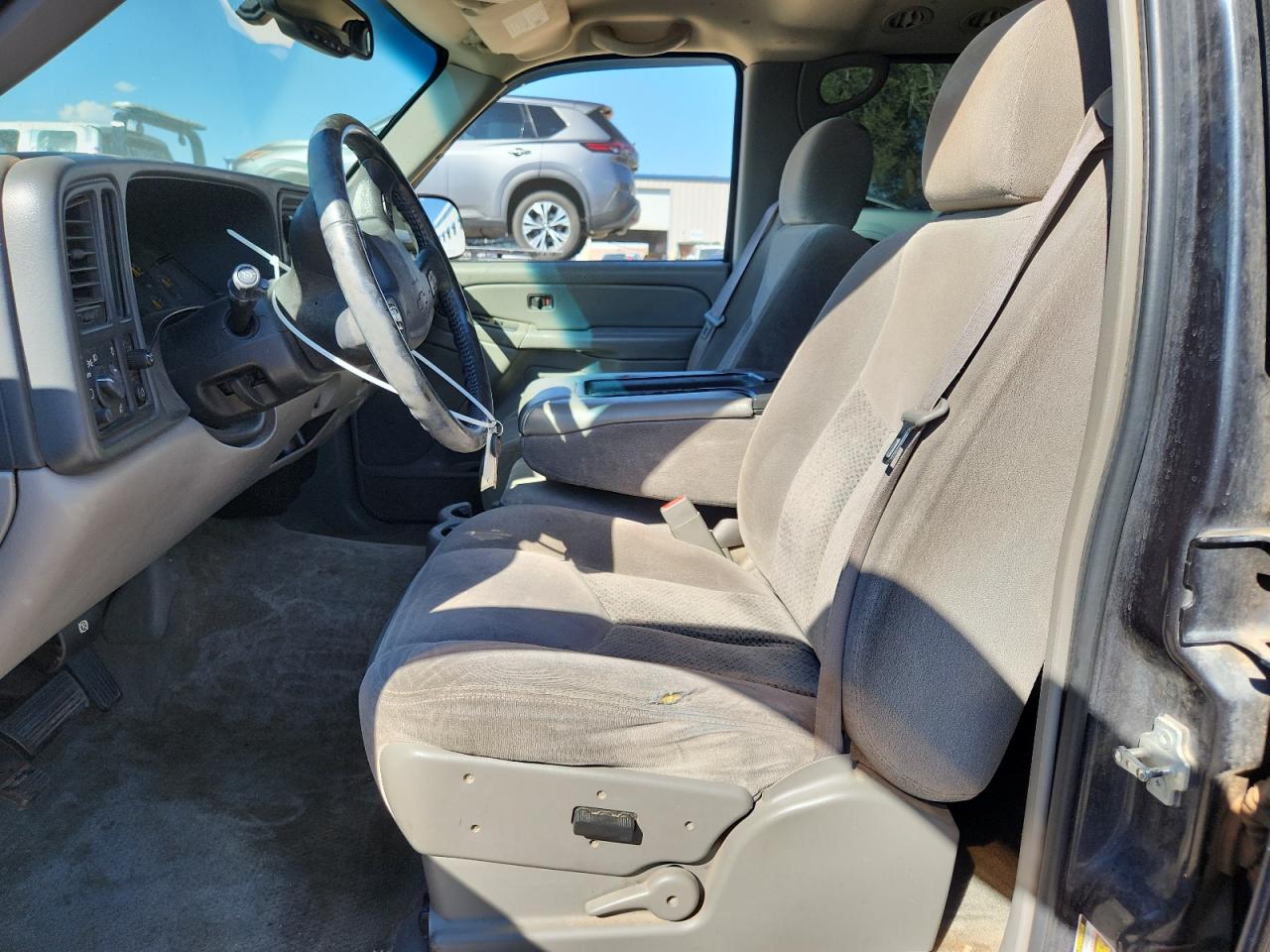 2005 Chevrolet Suburban C1500 VIN: 3GNEC16Z45G119298 Lot: 84913815