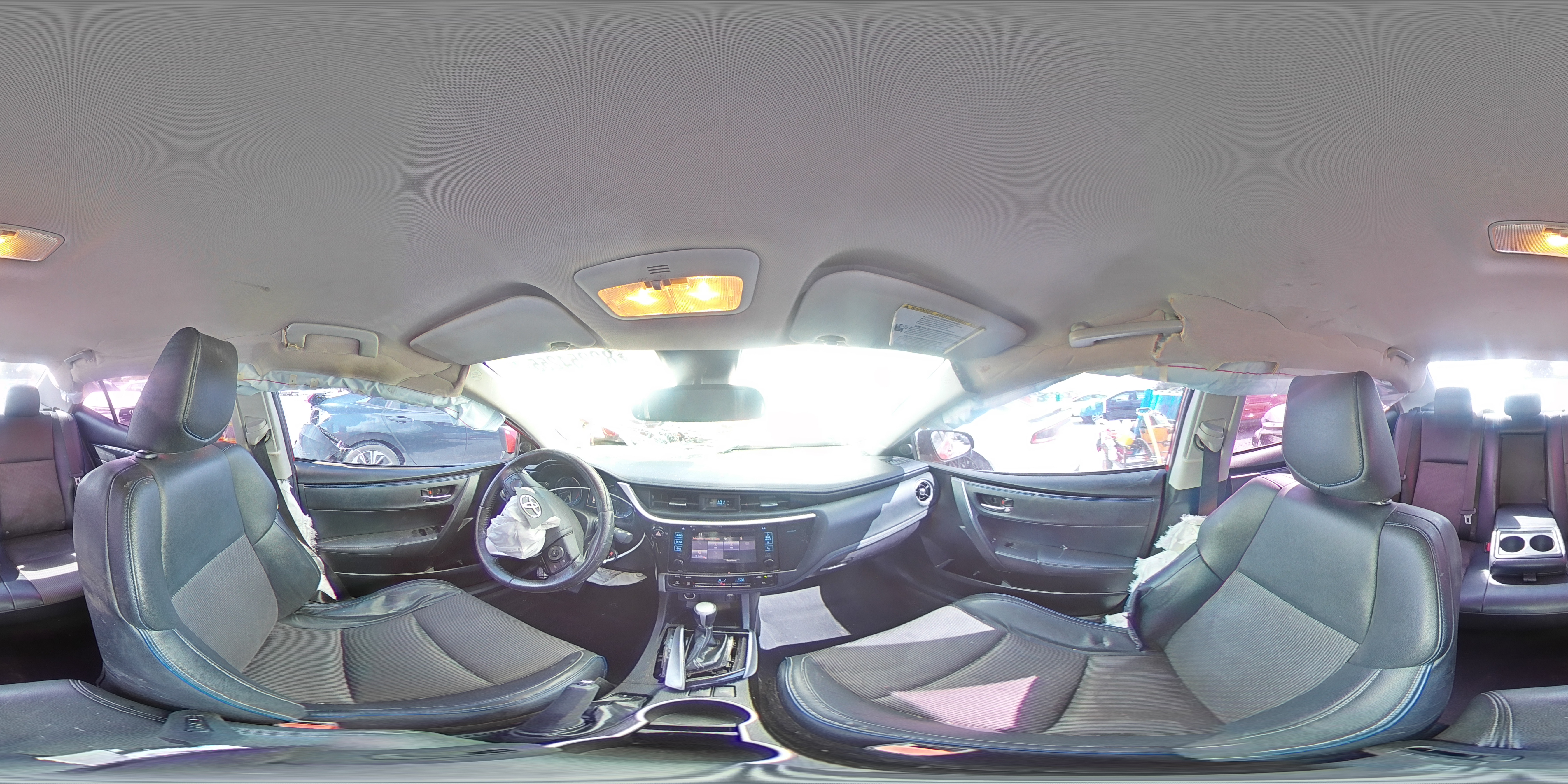 2018 Toyota Corolla L VIN: 5YFBURHE7JP802005 Lot: 82254255