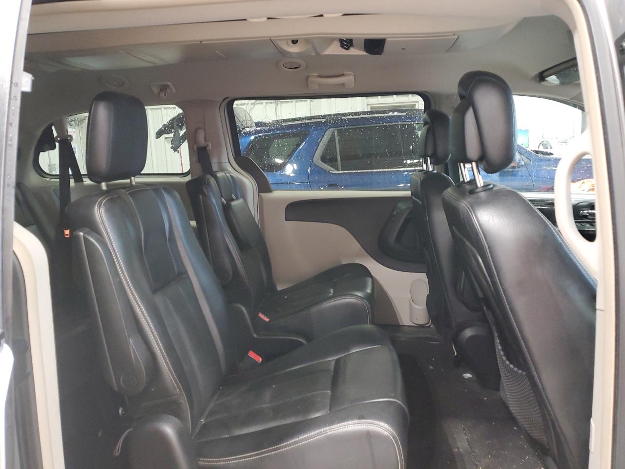 2013 Chrysler Town & Country Touring VIN: 2C4RC1BG4DR742752 Lot: 82420195