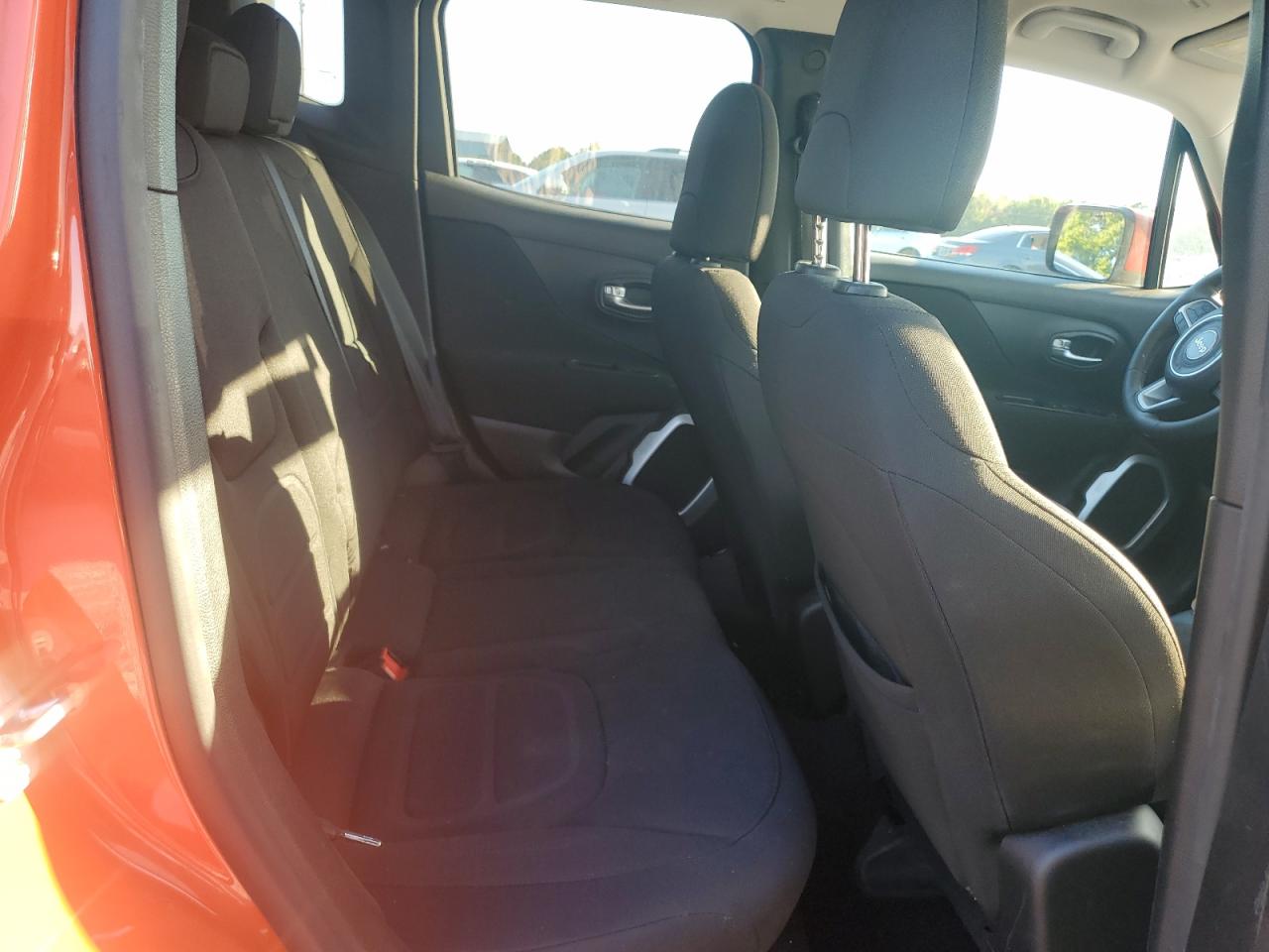 2018 Jeep Renegade Latitude VIN: ZACCJABB5JPH83813 Lot: 86861165