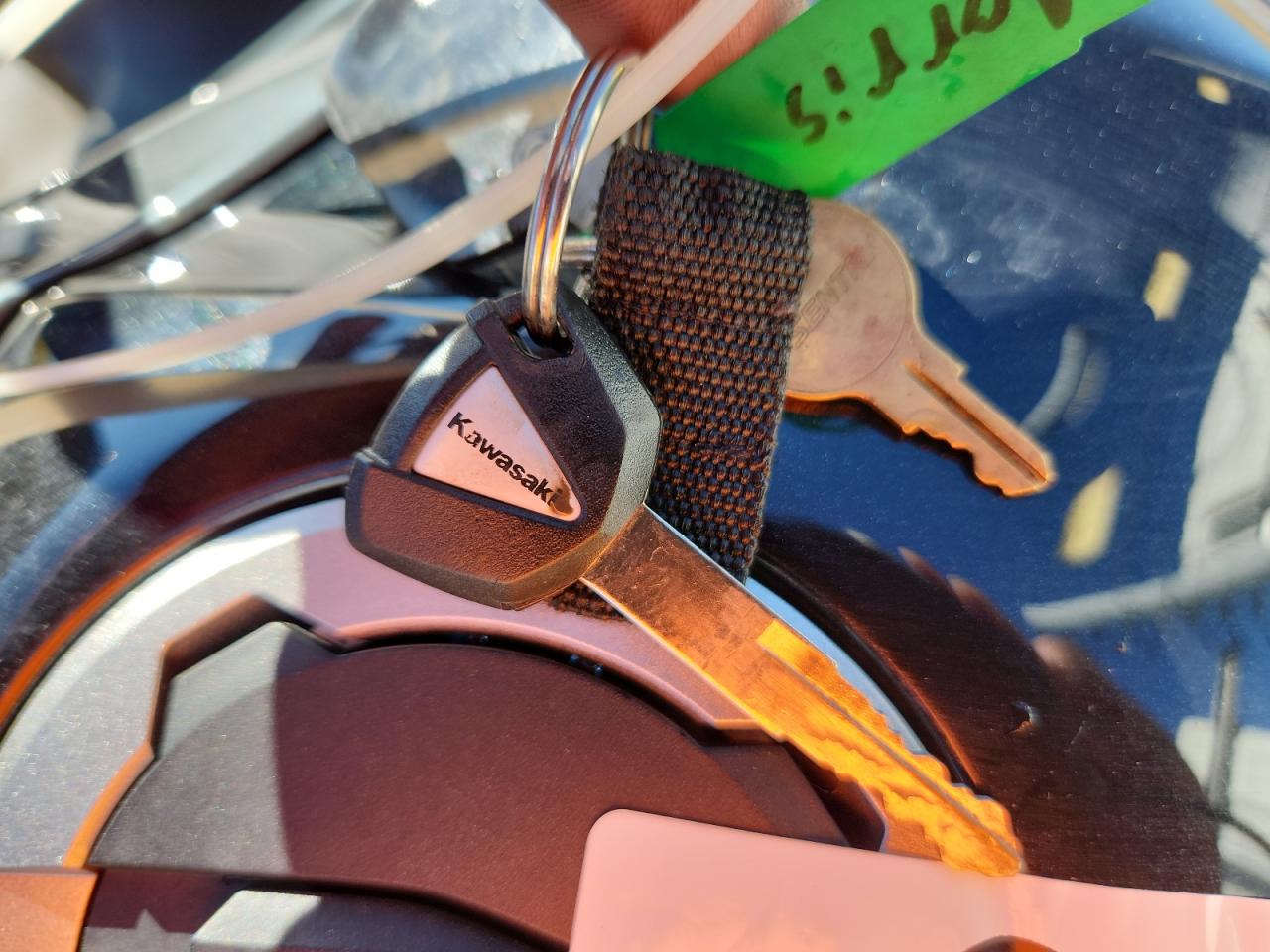 2017 Kawasaki Zr900 VIN: JKAZR2A11HDA18816 Lot: 86830425