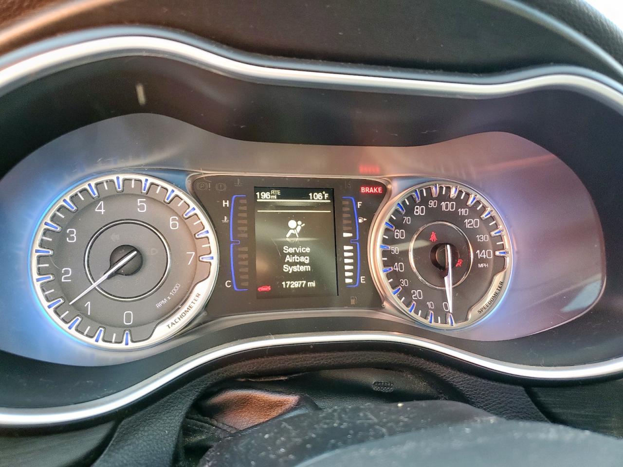 2015 Chrysler 200 Limited VIN: 1C3CCCAB1FN576069 Lot: 82416545