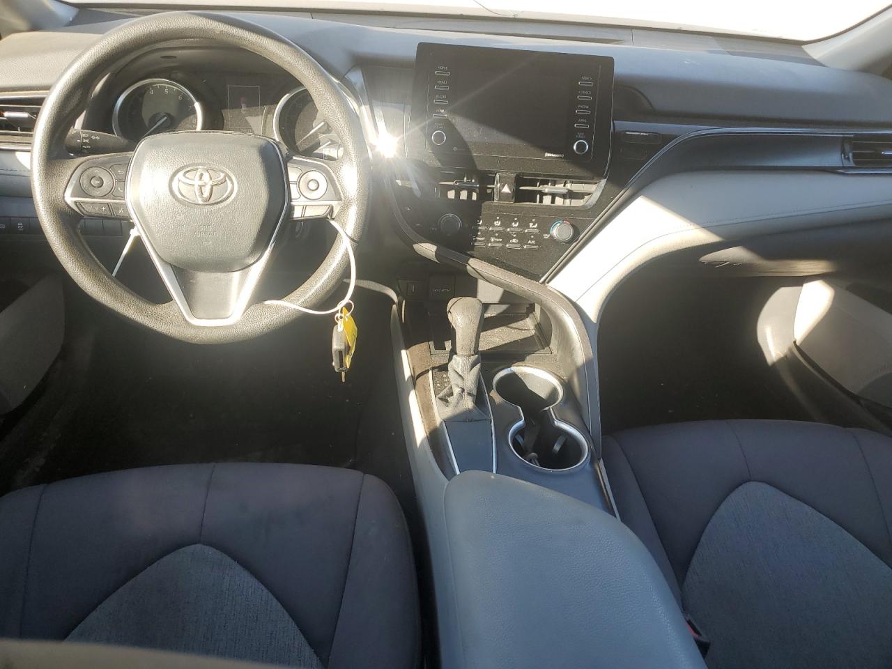 2021 Toyota Camry Le VIN: 4T1C11AK2MU458312 Lot: 90942625