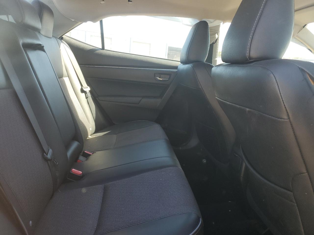 2015 Toyota Corolla L VIN: 2T1BURHEXFC376396 Lot: 86996625