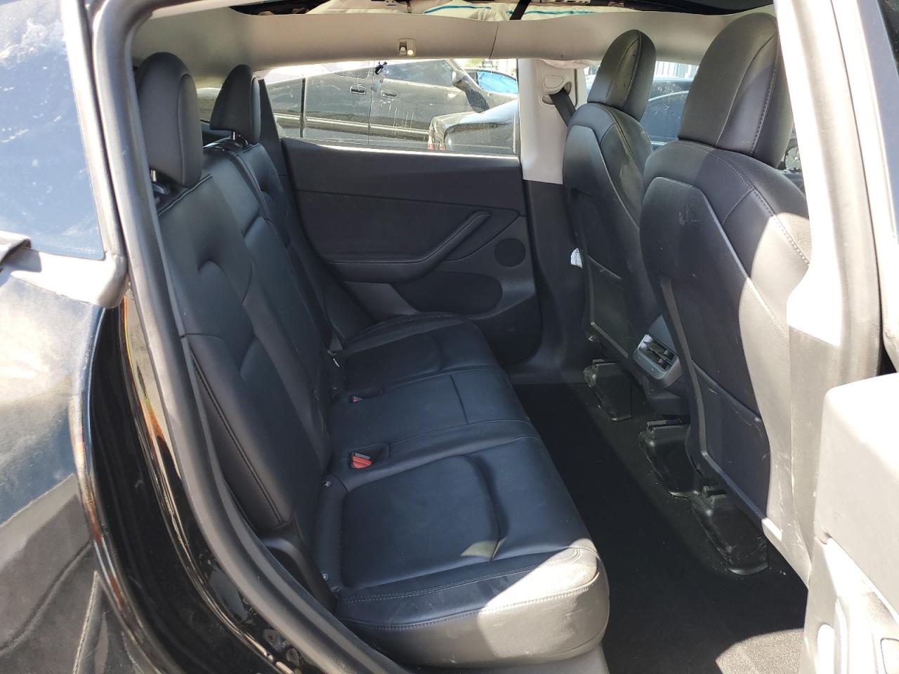 2021 Tesla Model Y VIN: 5YJYGDEE6MF137199 Lot: 82354925