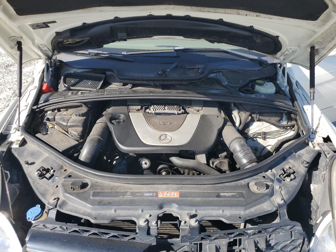 2009 Mercedes-Benz R 350 4Matic VIN: 4JGCB65E39A098975 Lot: 84291055