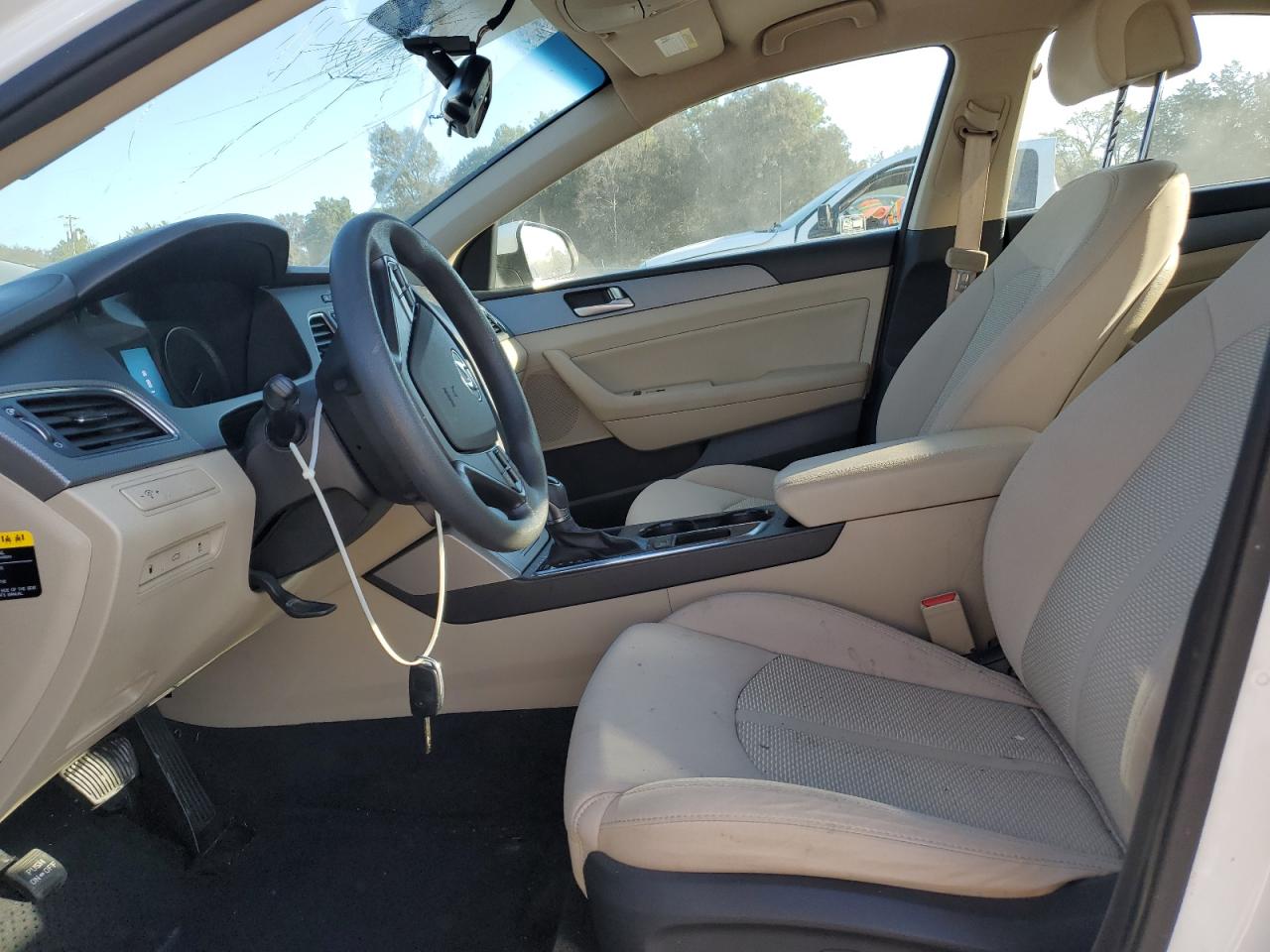 2015 Hyundai Sonata Se VIN: 5NPE24AFXFH213995 Lot: 82394145