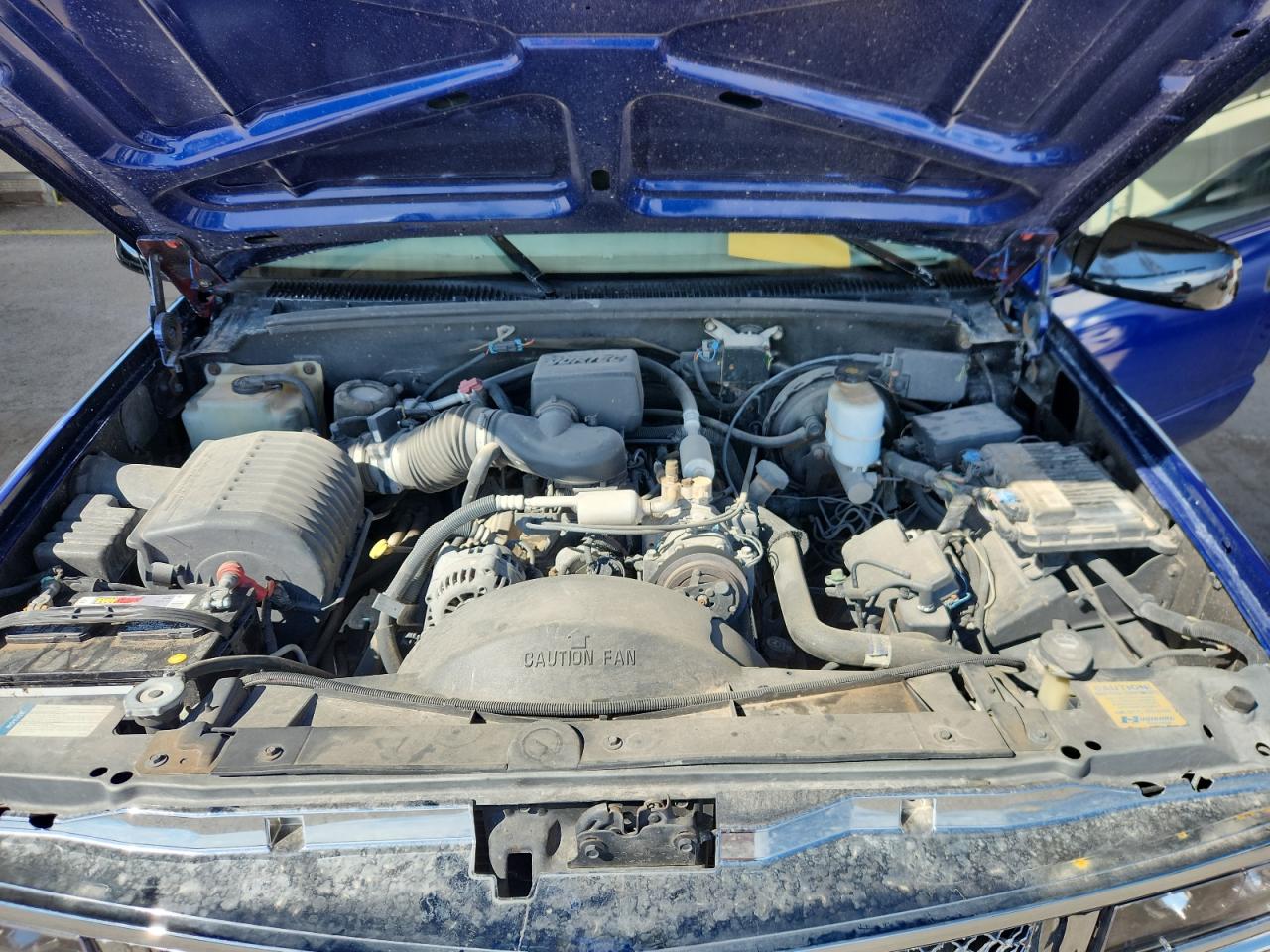1998 Chevrolet Gmt-400 K1500 VIN: 1GCEK14R2WZ110406 Lot: 84933525