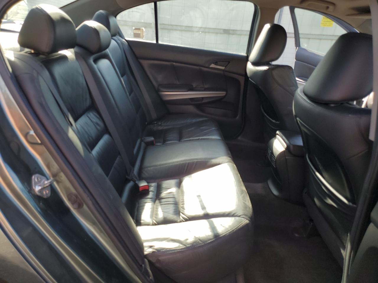 2010 Honda Accord Exl VIN: 1HGCP2F85AA004219 Lot: 81940385