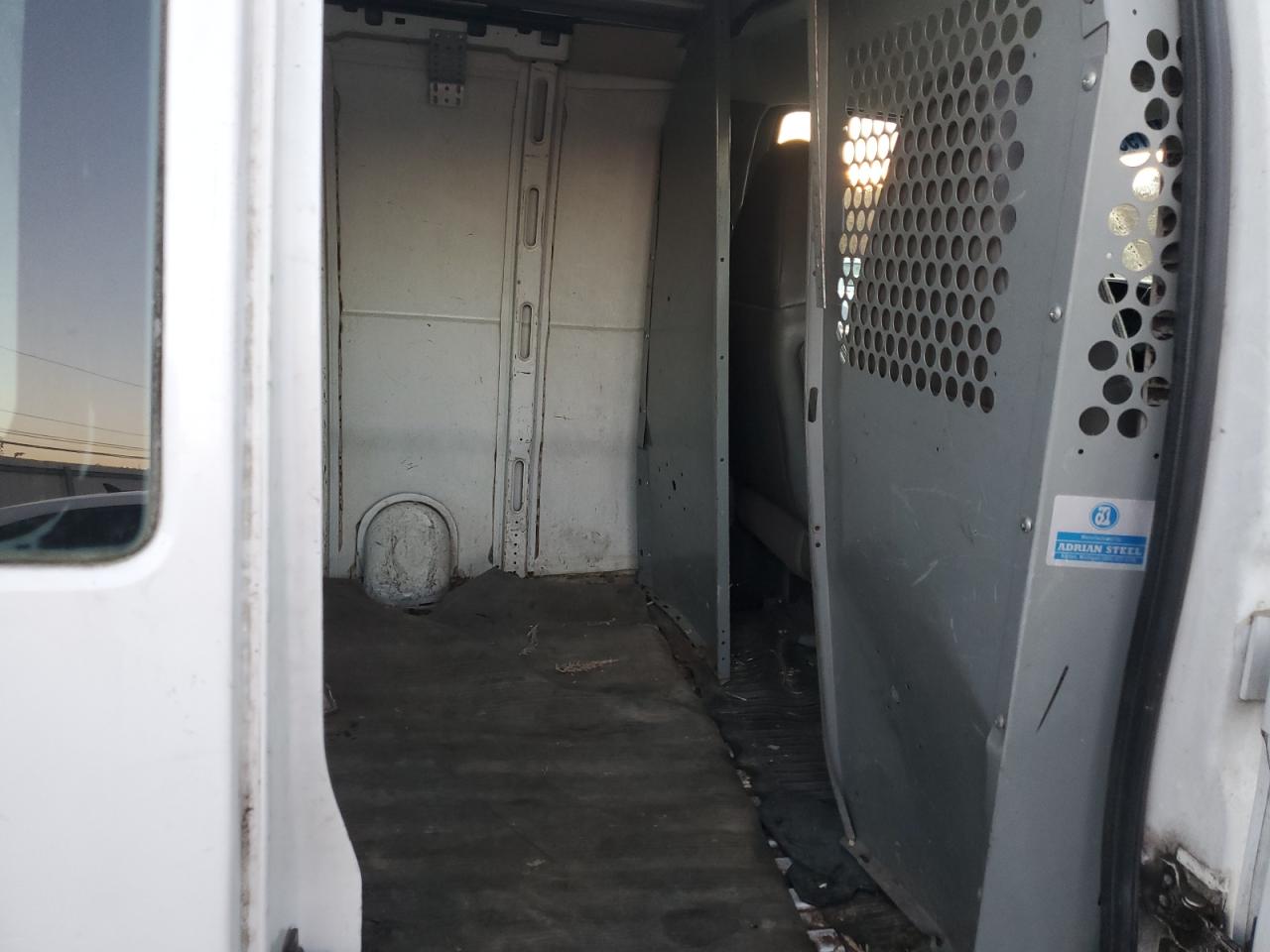 2003 Chevrolet Express G2500 VIN: 1GCFG25T831220103 Lot: 84819985