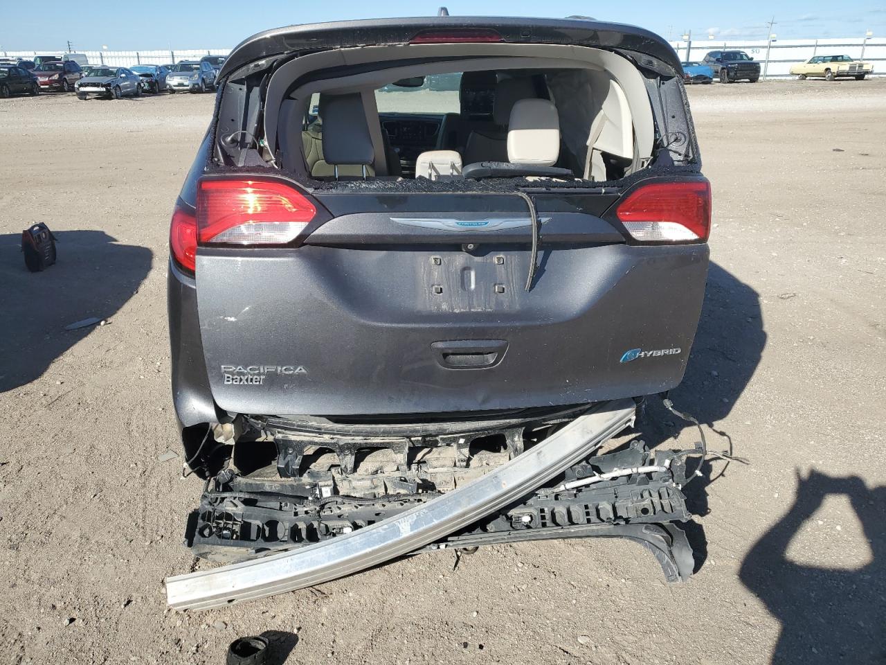 2018 Chrysler Pacifica Hybrid Limited VIN: 2C4RC1N7XJR365237 Lot: 82614435