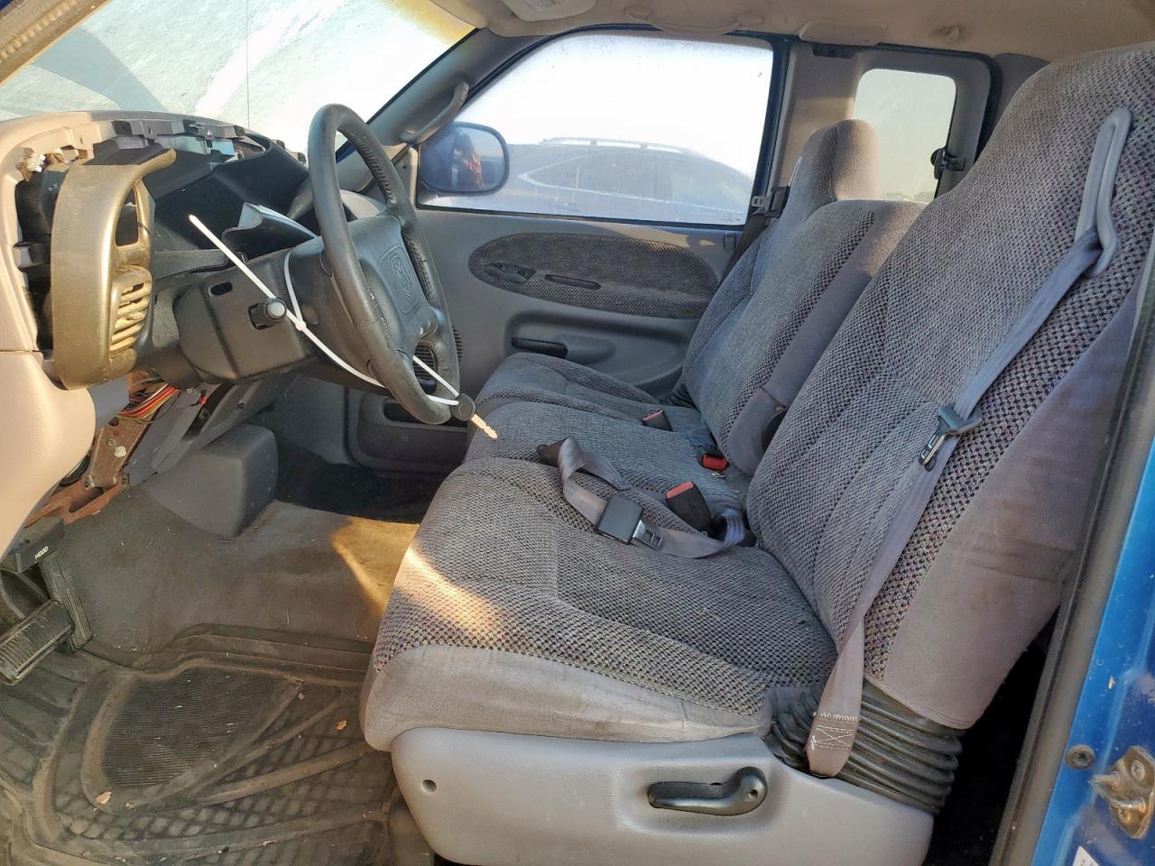 1999 Dodge Ram 1500 VIN: 3B7HC13Y3XG181523 Lot: 85099255