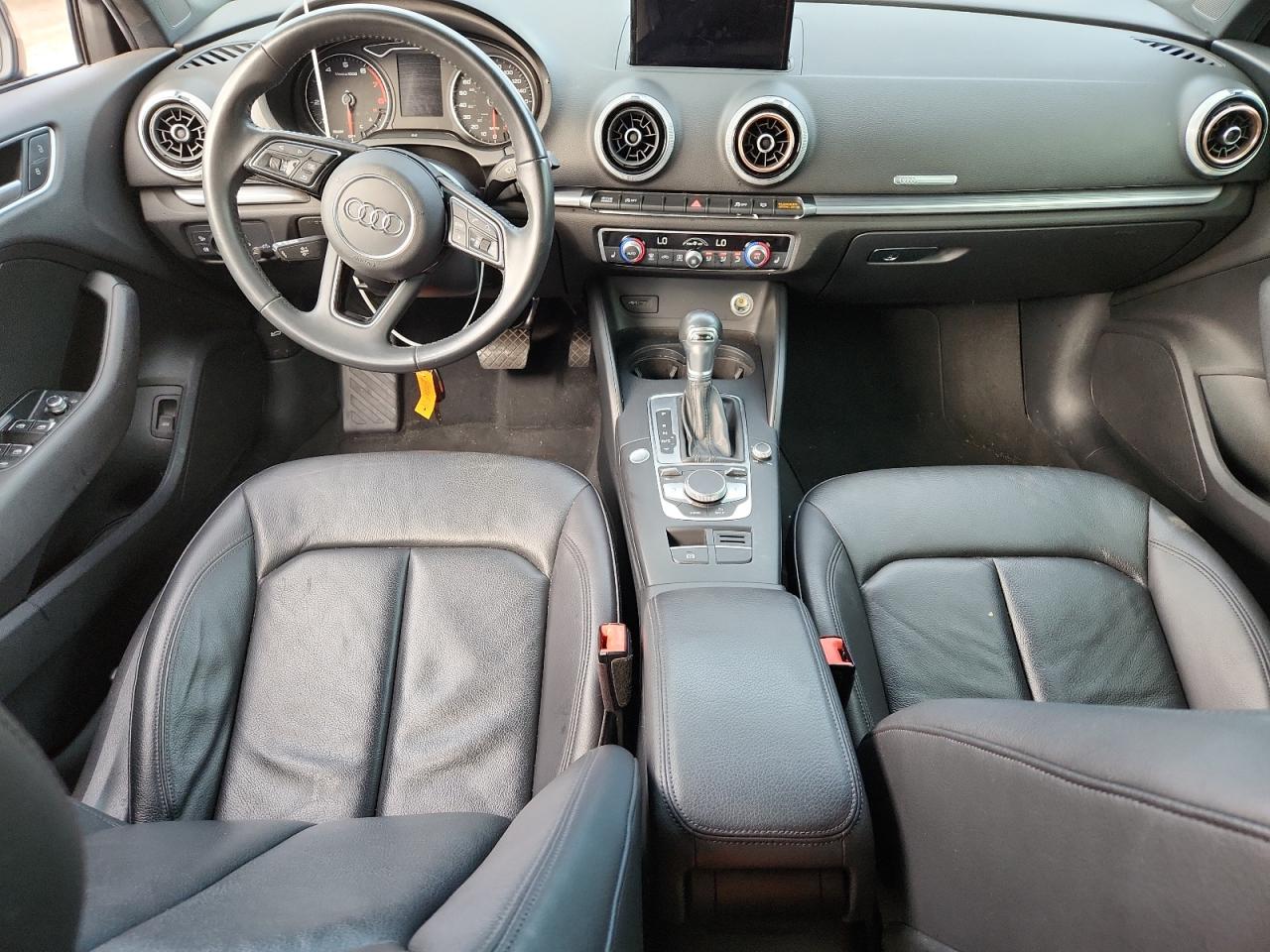 2020 Audi A3 Premium VIN: WAUAUGFF6LA006605 Lot: 81800495