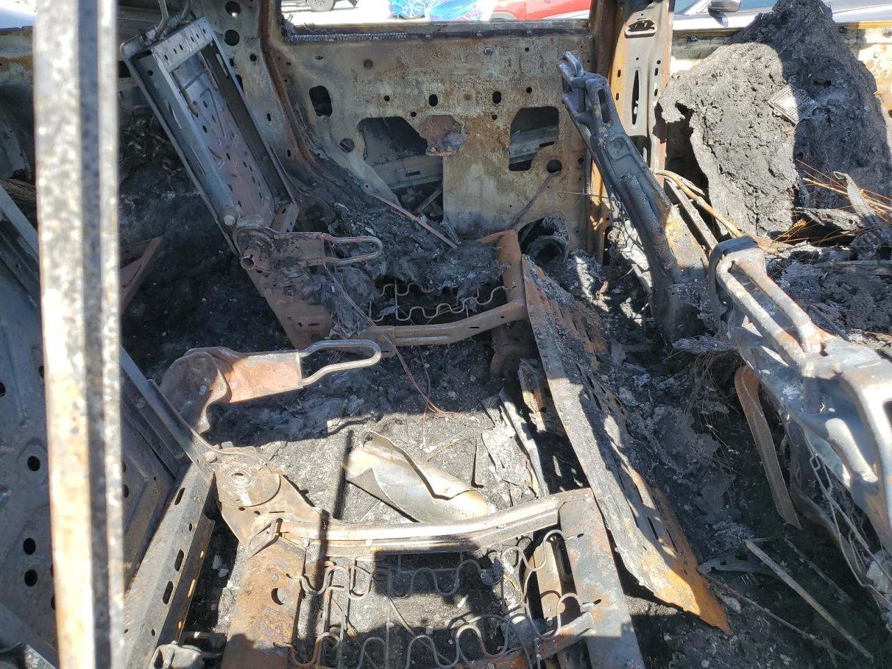 2015 Cadillac Escalade Luxury VIN: 1GYS3BKJ3FR308585 Lot: 86306485