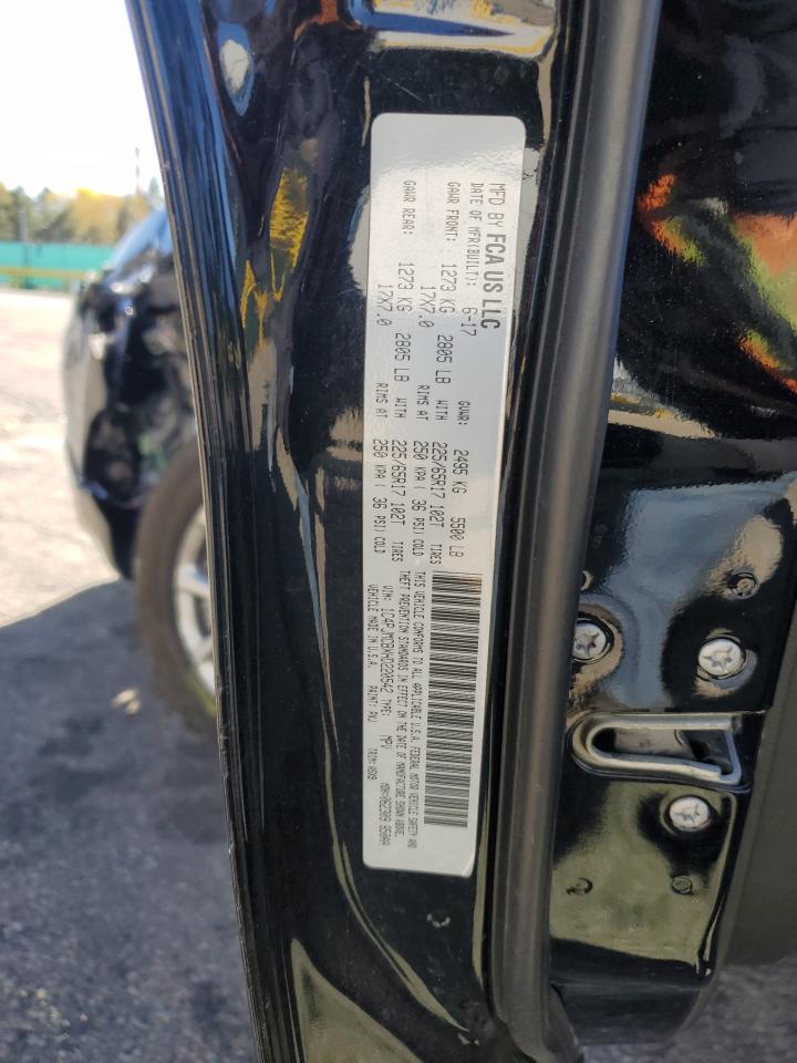 2017 Jeep Cherokee Latitude VIN: 1C4PJMCBXHD220542 Lot: 89563125