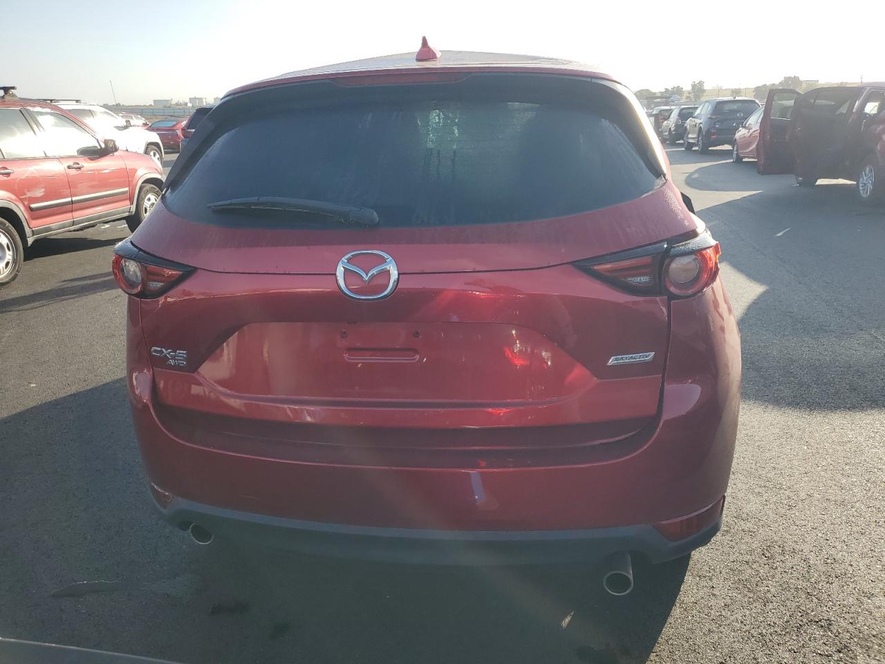 2018 Mazda Cx-5 Grand Touring VIN: JM3KFBDM4J0338462 Lot: 82637095