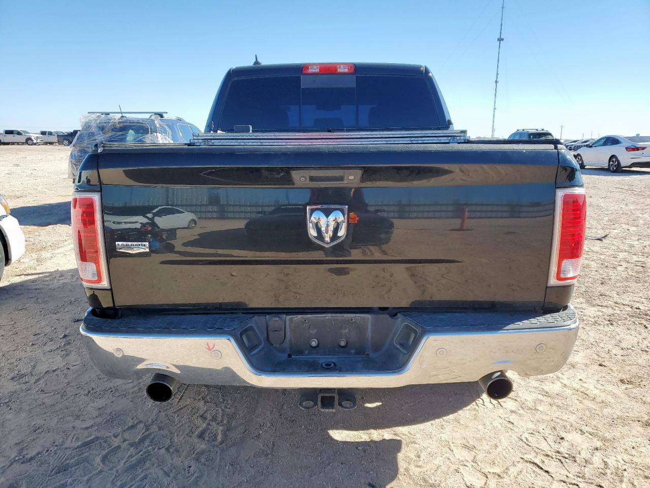 2016 Ram 1500 Laramie VIN: 1C6RR6NM2GS107522 Lot: 90805325