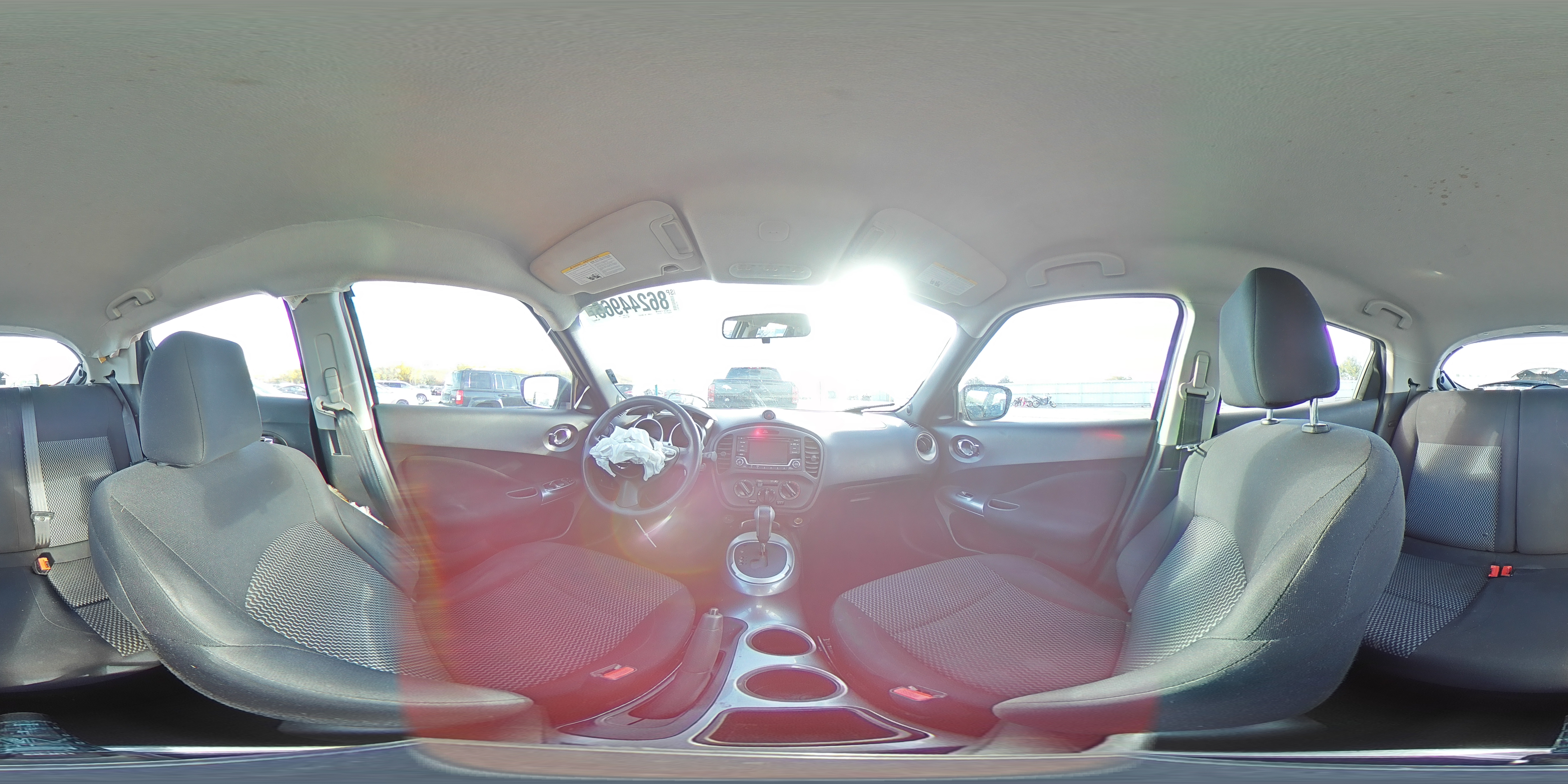 2015 Nissan Juke S VIN: JN8AF5MV9FT557605 Lot: 86244965