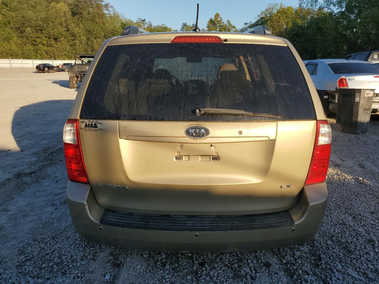 2009 Kia Sedona Ex VIN: KNDMB233196318040 Lot: 94034375