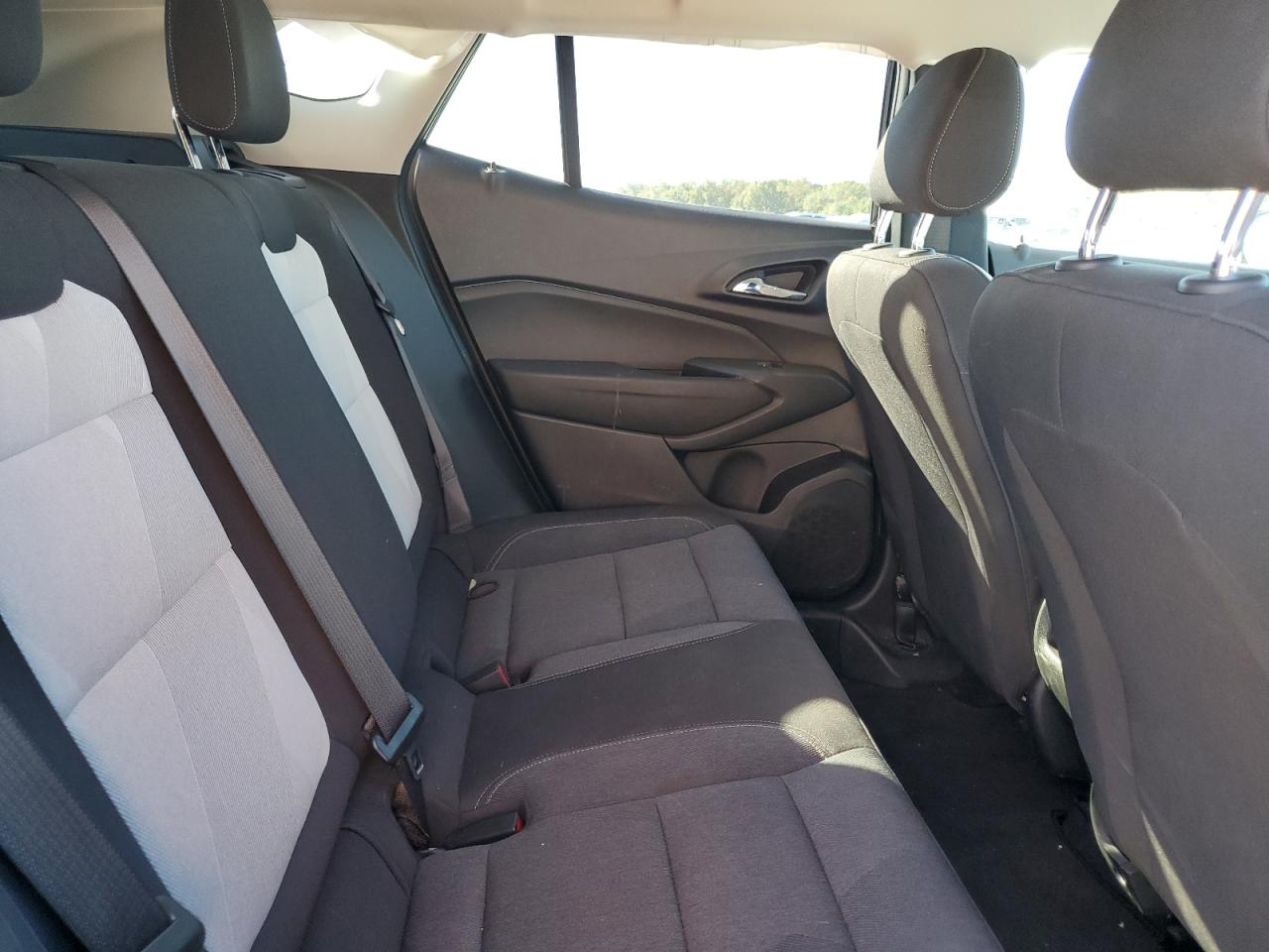 2024 Chevrolet Trax Ls VIN: KL77LFE25RC040960 Lot: 86641315