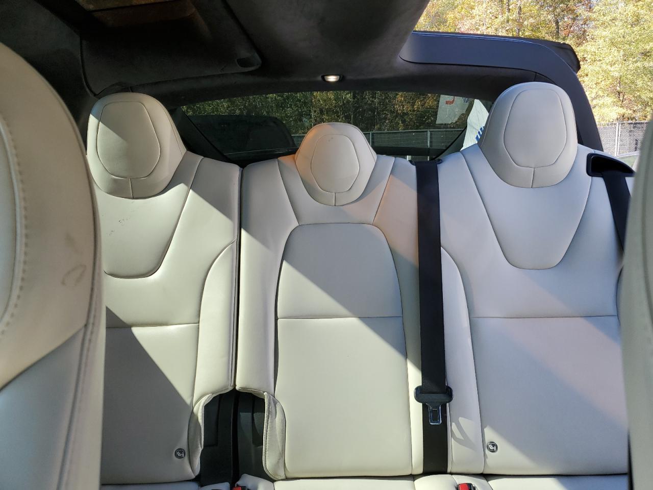 2020 Tesla Model X VIN: 5YJXCAE22LF243532 Lot: 87010305