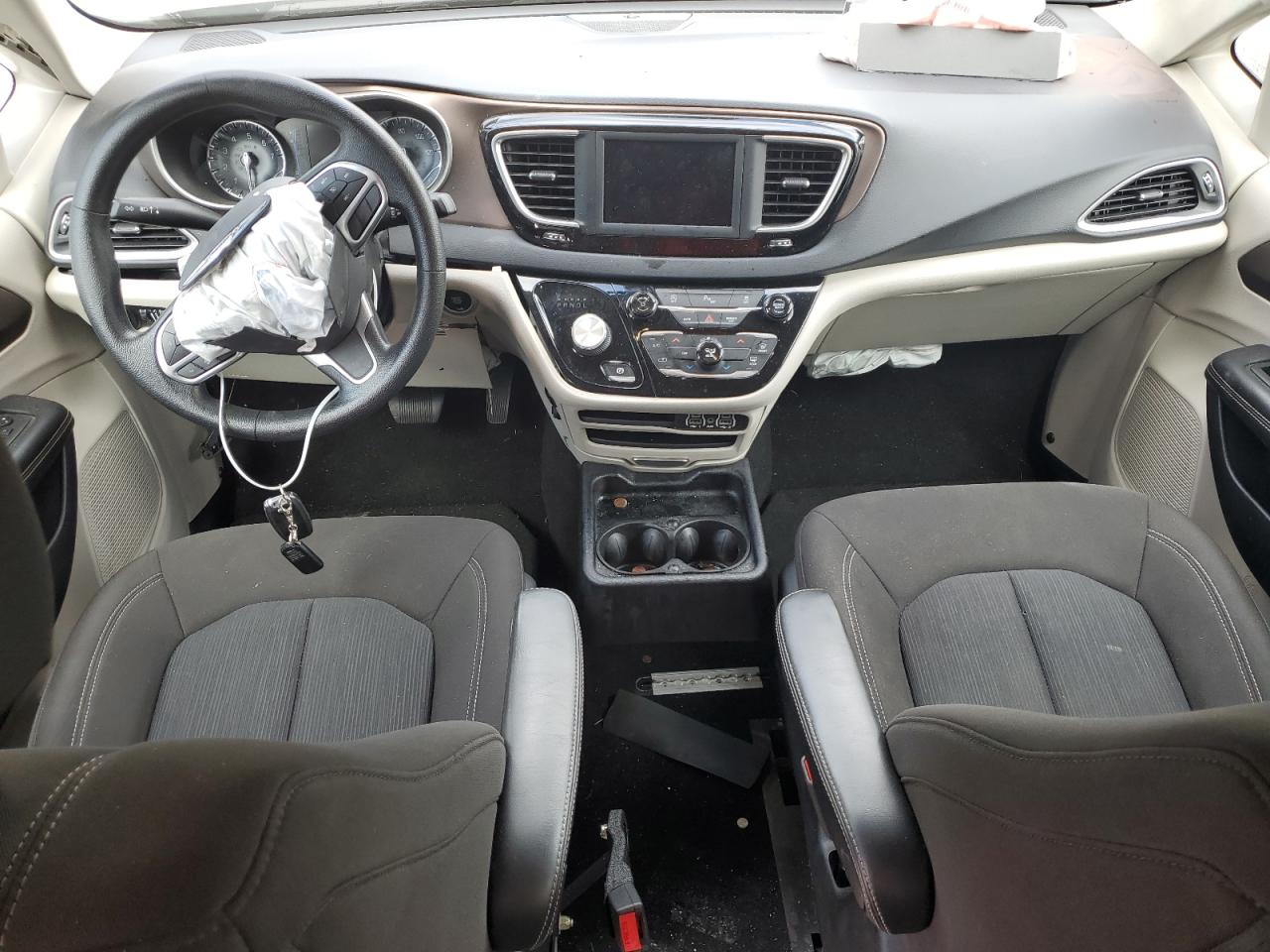 2021 Chrysler Voyager Lx VIN: 2C4RC1CG2MR554276 Lot: 85139945