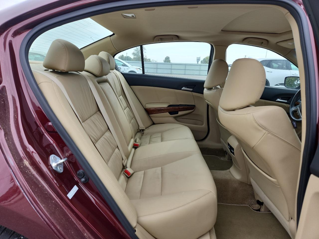 2011 Honda Accord Exl VIN: 1HGCP3F8XBA000917 Lot: 86078195