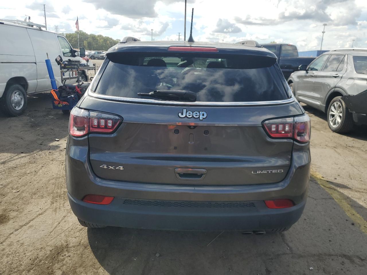 2018 Jeep Compass Limited VIN: 3C4NJDCB4JT396221 Lot: 86263015