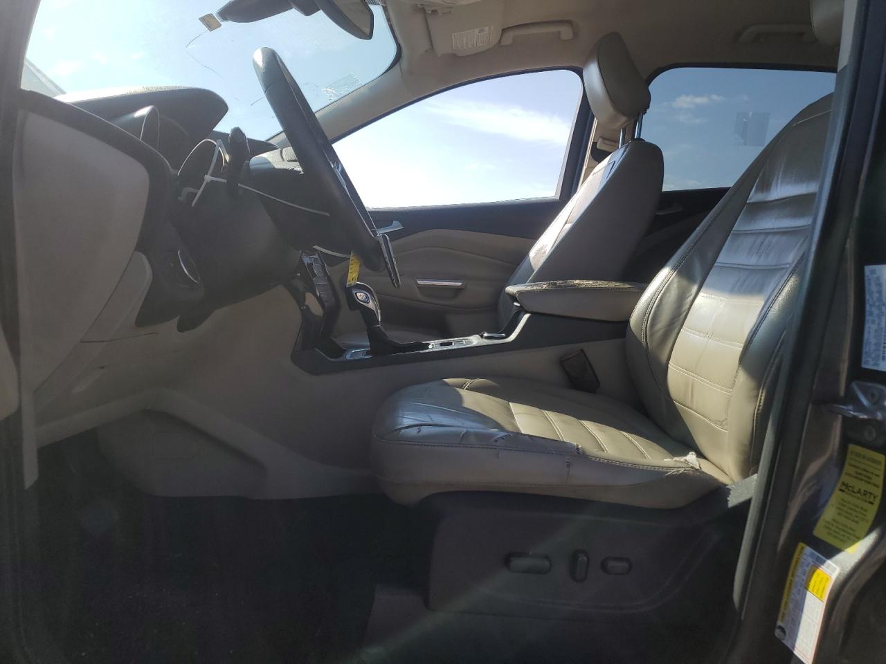 2019 Ford Escape Titanium VIN: 1FMCU0J98KUC57266 Lot: 85596725