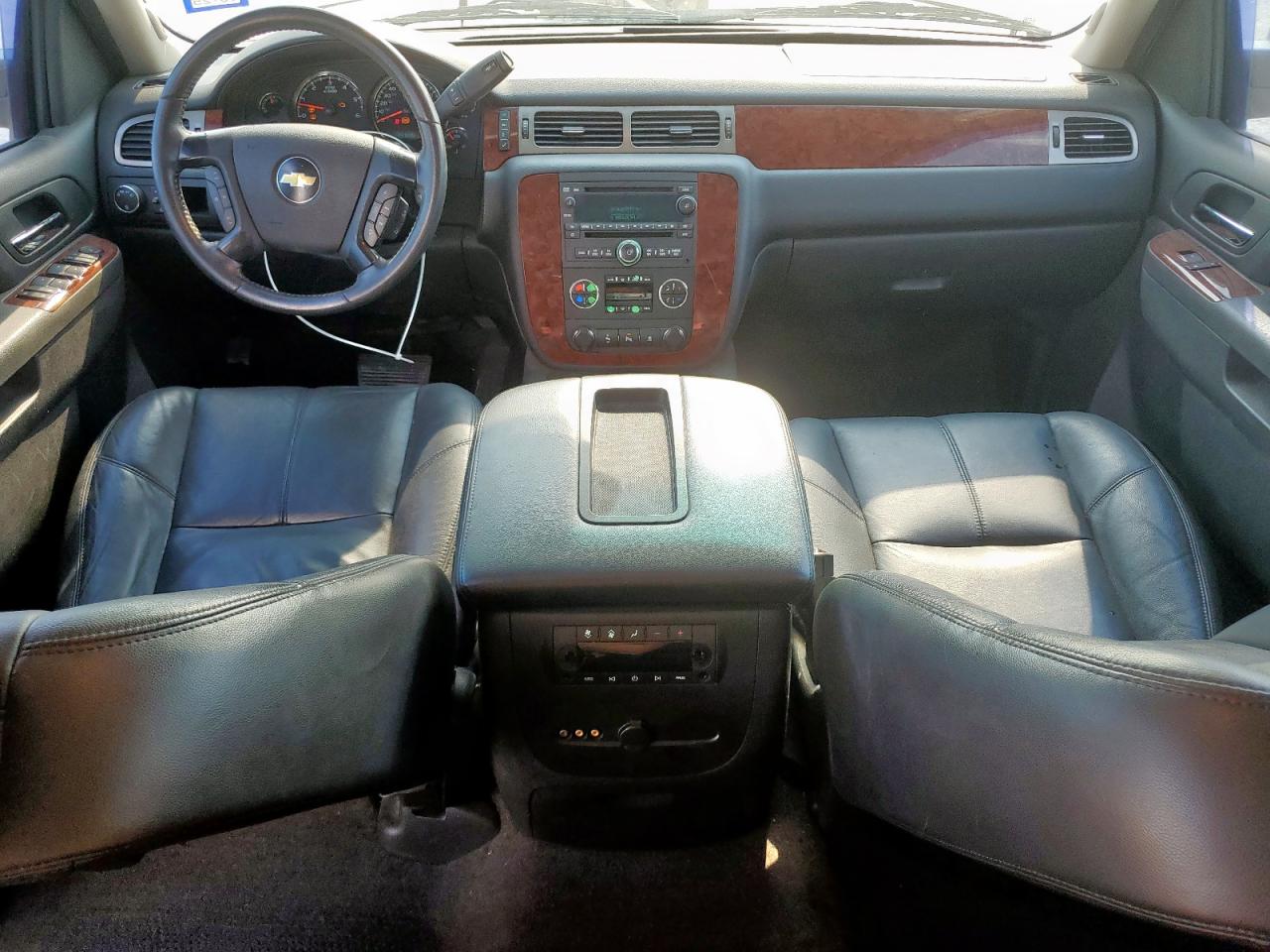 2010 Chevrolet Tahoe C1500 Lt VIN: 1GNUCBE09AR226054 Lot: 84646105