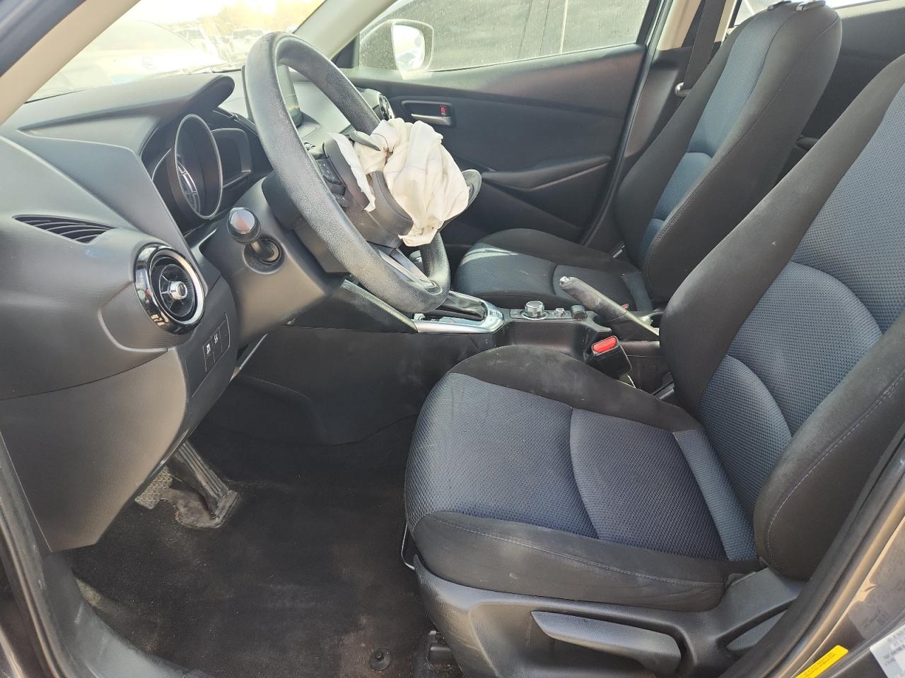 2019 Toyota Yaris L VIN: 3MYDLBYV7KY505421 Lot: 81595095