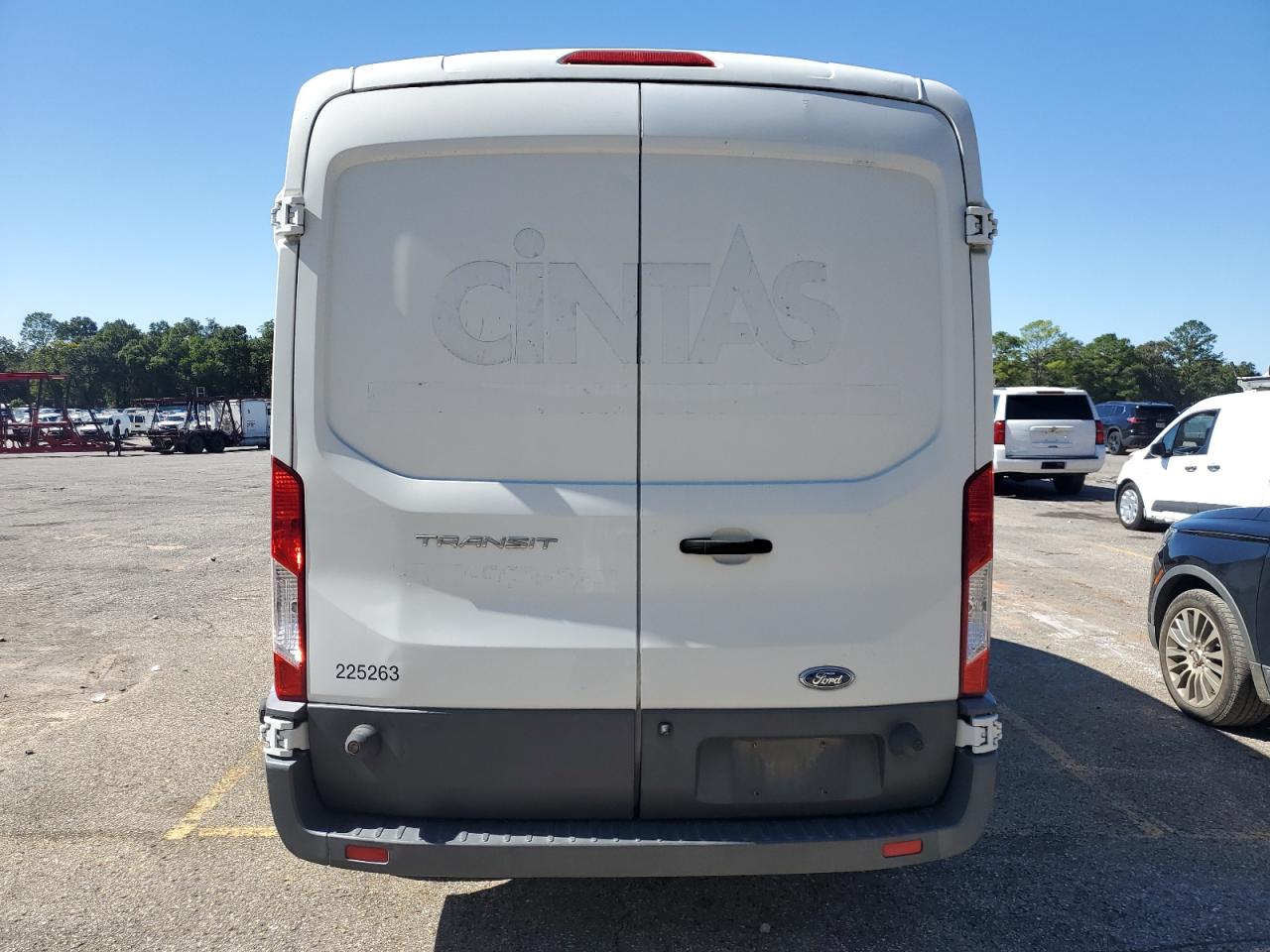 2015 Ford Transit T-250 VIN: 1FTNR2CM0FKA64235 Lot: 87411375