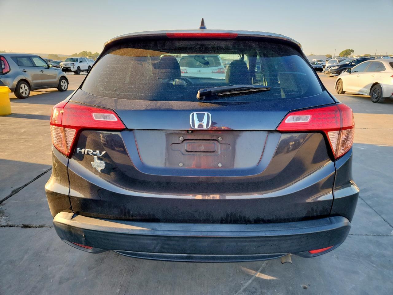 2018 Honda Hr-V Lx VIN: 3CZRU5H34JM722720 Lot: 85341305