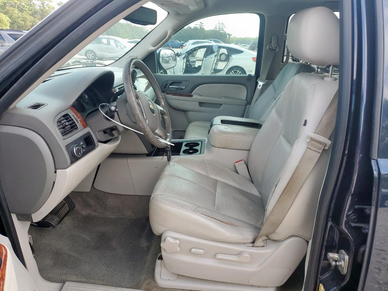 2013 Chevrolet Suburban C1500 Lt VIN: 1GNSCJE00DR224439 Lot: 87289995