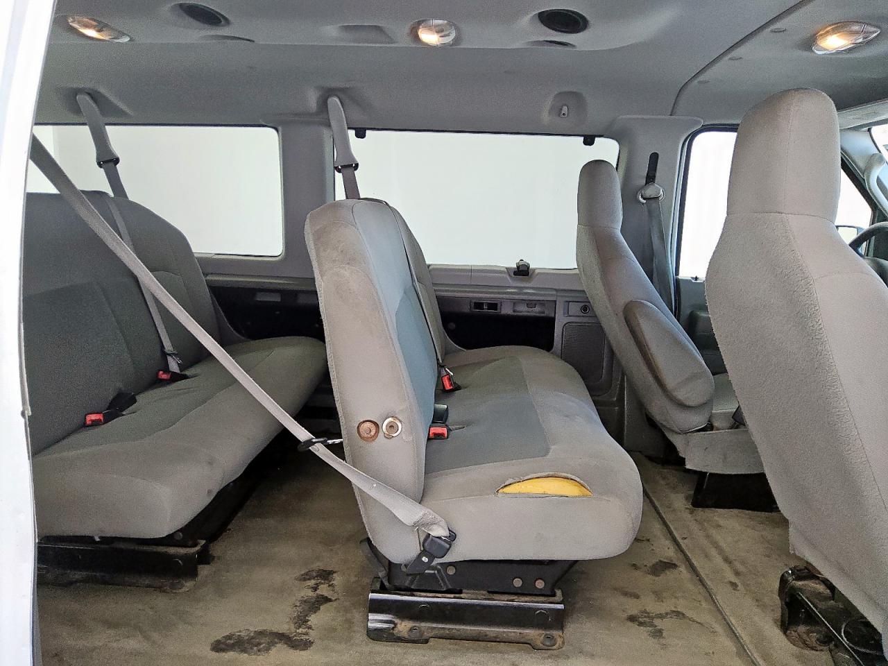 2014 Ford Econoline E350 Super Duty Wagon VIN: 1FBNE3BL4EDA40537 Lot: 81611245