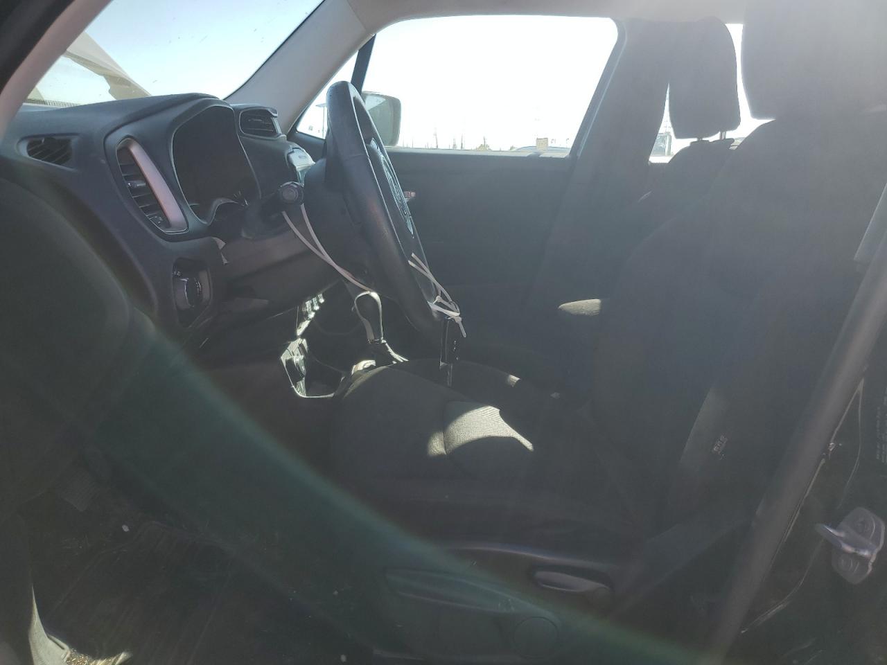 2015 Jeep Renegade Sport VIN: ZACCJBAT2FPB50497 Lot: 85493545