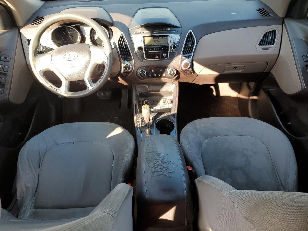 2011 Hyundai Tucson Gl VIN: KM8JT3AB1BU215939 Lot: 85272455