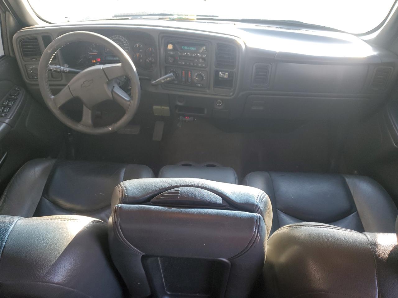 2005 Chevrolet Silverado C2500 Heavy Duty VIN: 1GCHC23295F849423 Lot: 82462075