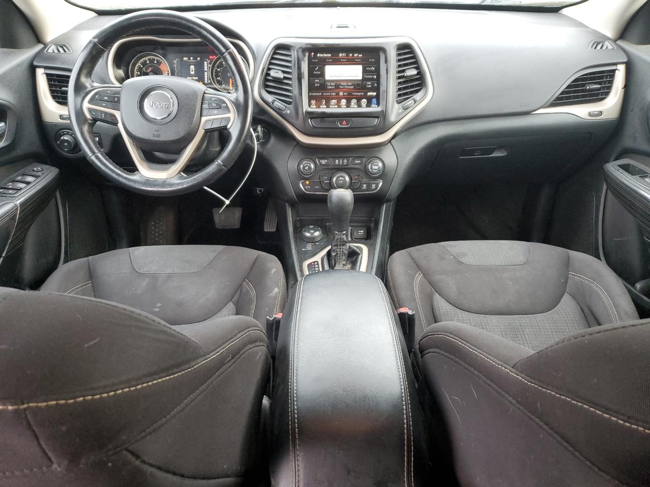 2016 Jeep Cherokee Latitude VIN: 1C4PJMCS2GW103928 Lot: 82004335