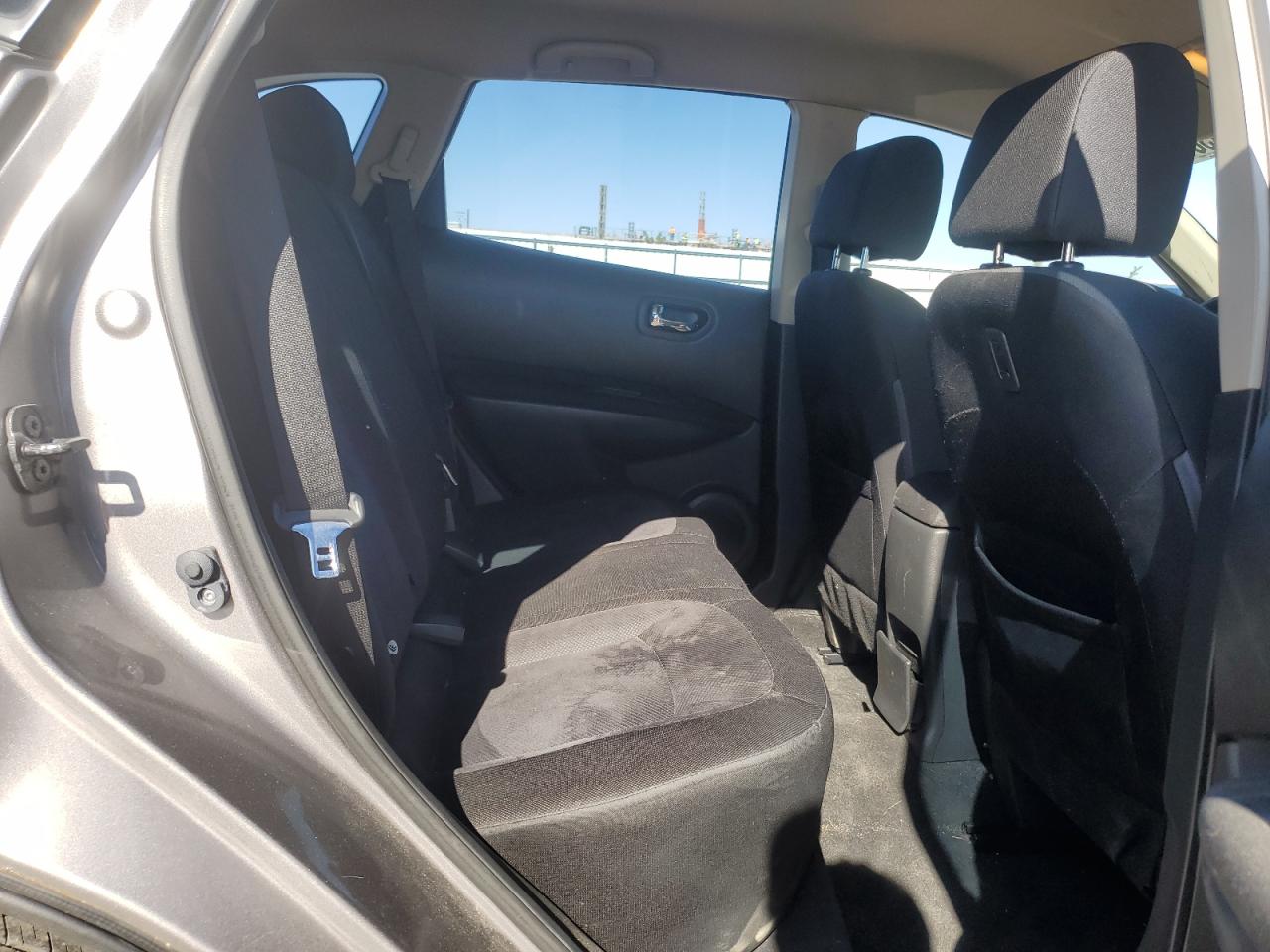 2015 Nissan Rogue Select S VIN: JN8AS5MV6FW250306 Lot: 85643875