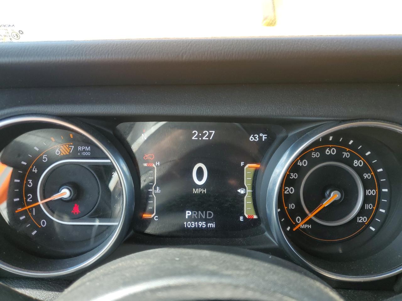 2018 Jeep Wrangler Unlimited Sahara VIN: 1C4HJXEN6JW315218 Lot: 84303625