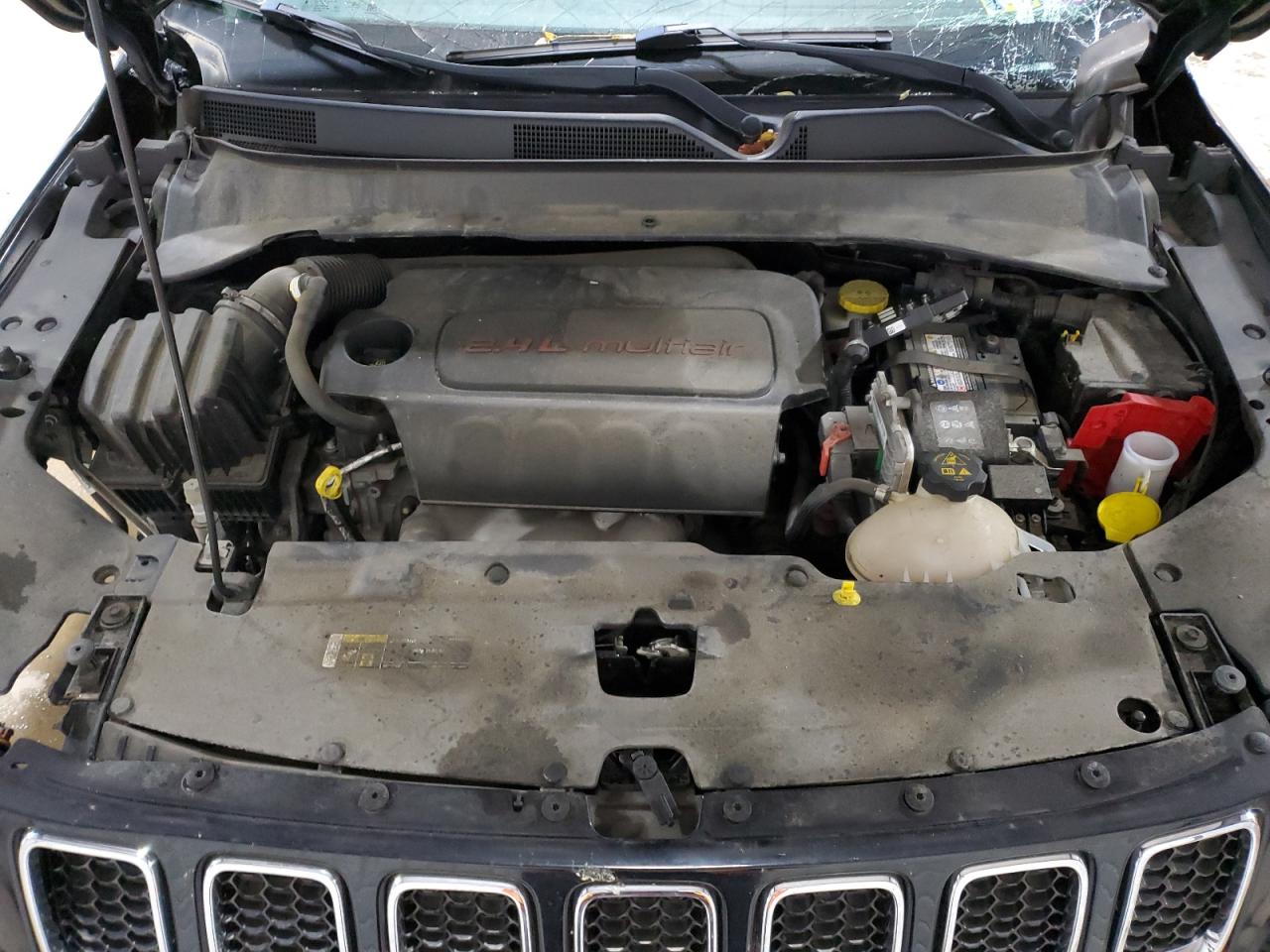 2019 Jeep Compass Latitude VIN: 3C4NJDBB3KT712131 Lot: 90227735