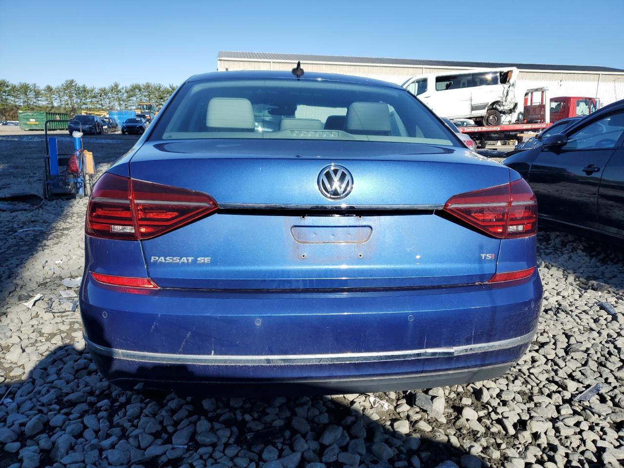 2017 Volkswagen Passat Se VIN: 1VWGT7A33HC067108 Lot: 82297635