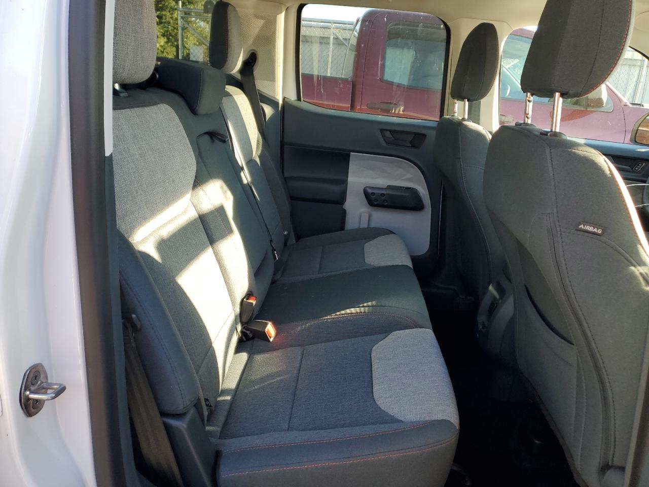 2024 Ford Maverick Xlt VIN: 3FTTW8J9XRRB30128 Lot: 83946905