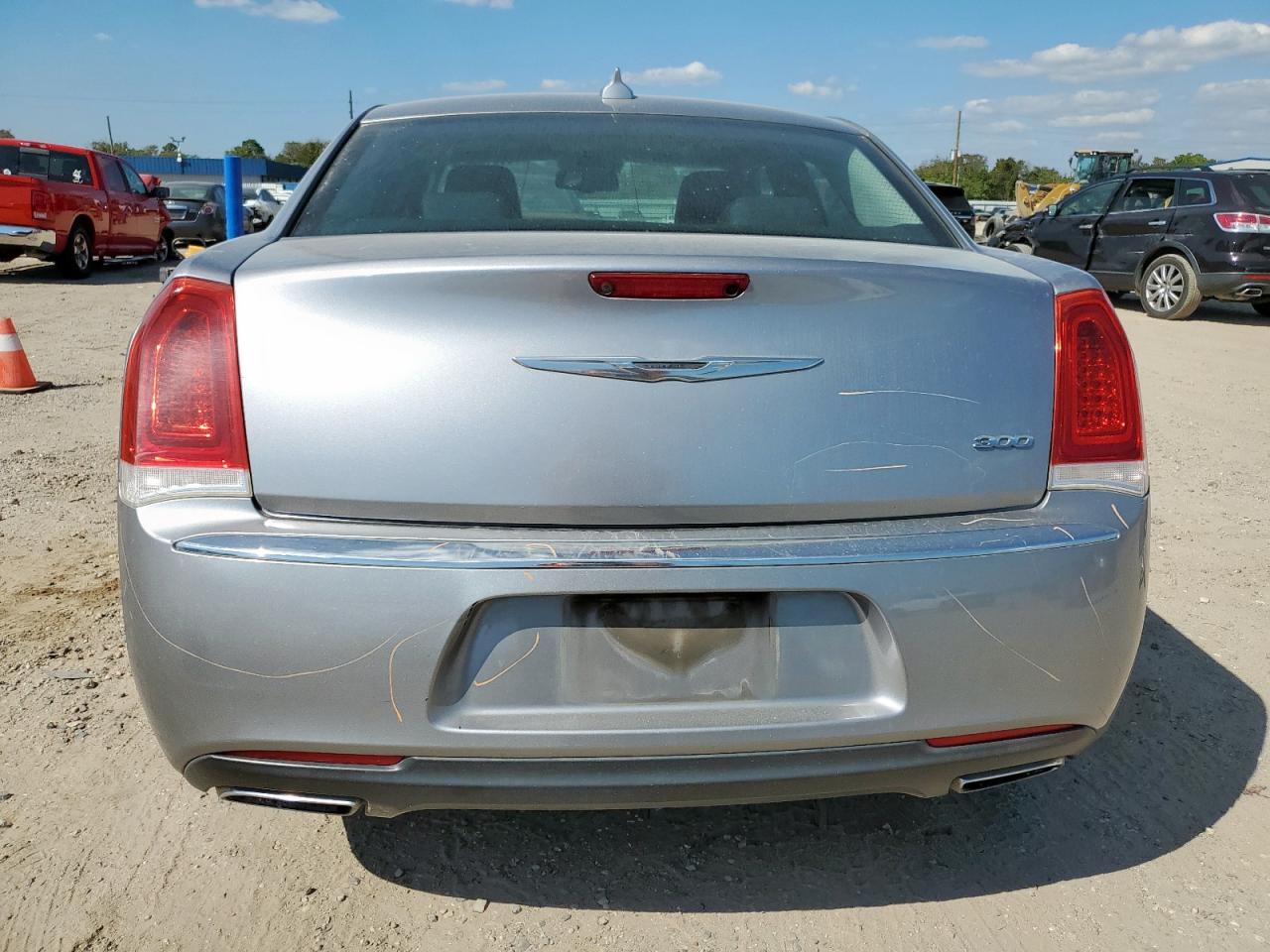 2016 Chrysler 300 Limited VIN: 2C3CCAAG2GH348950 Lot: 86318445