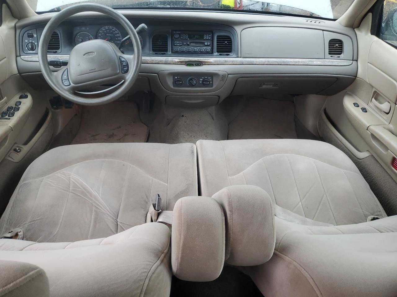 1999 Ford Crown Victoria VIN: 2FAFP73W0XX120297 Lot: 84380815