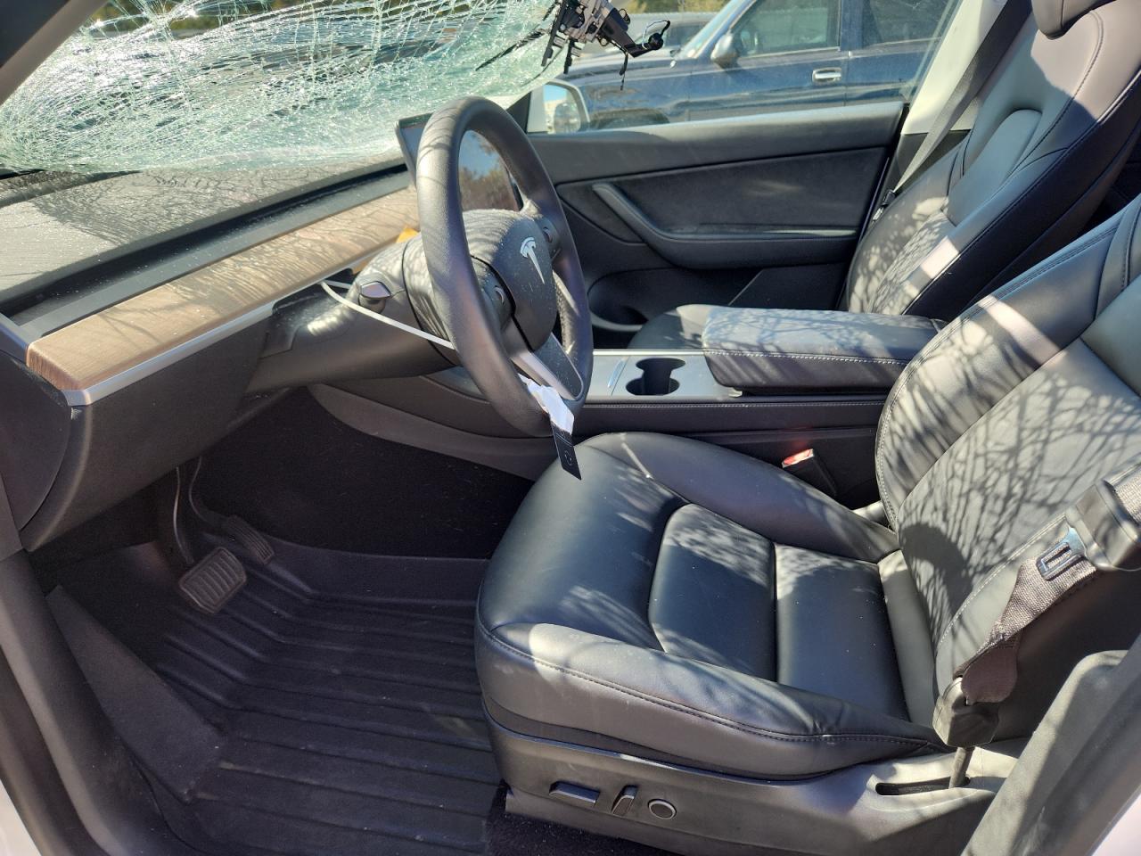 2021 Tesla Model Y VIN: 5YJYGDEE2MF160852 Lot: 82428705