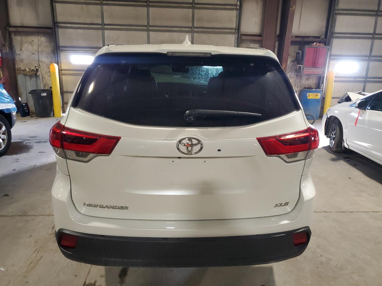 2017 Toyota Highlander Se VIN: 5TDKZRFH0HS516934 Lot: 87401565