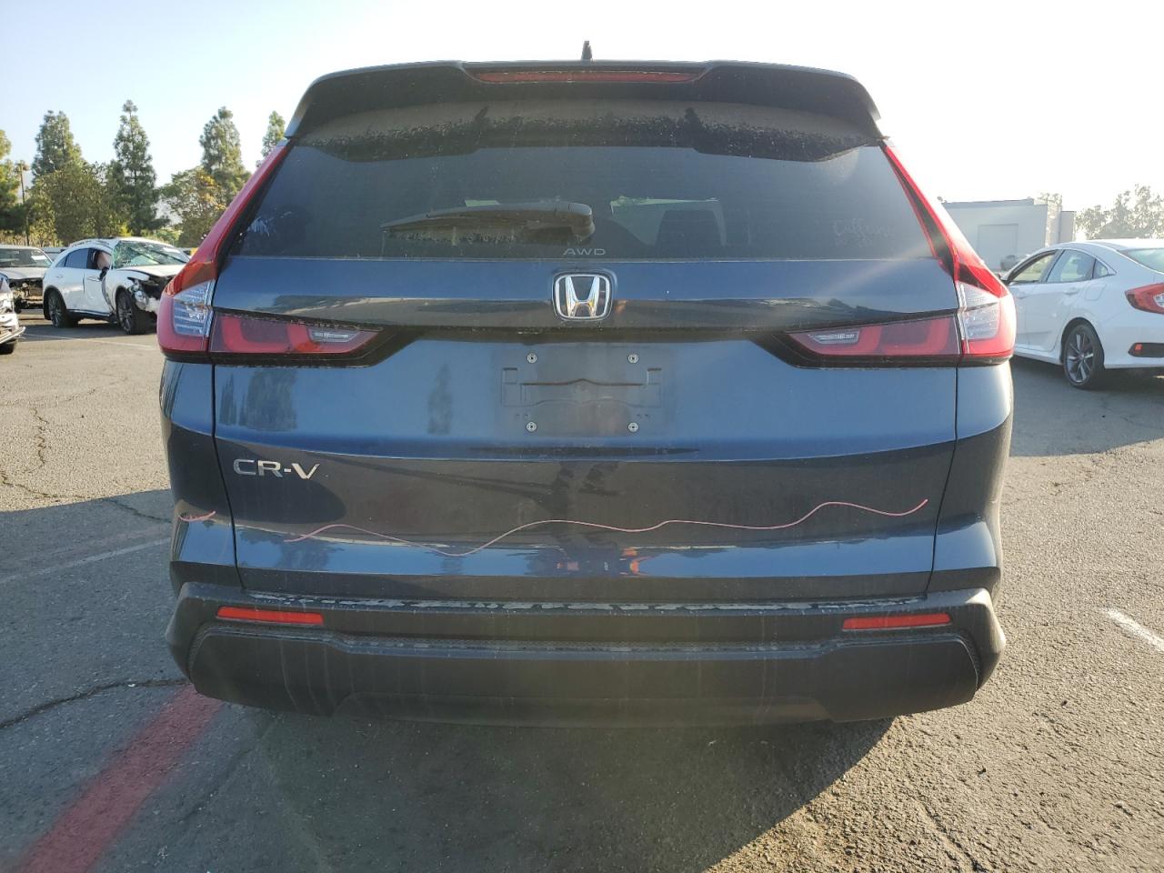 2024 Honda Cr-V Lx VIN: 2HKRS4H22RH443894 Lot: 81886235