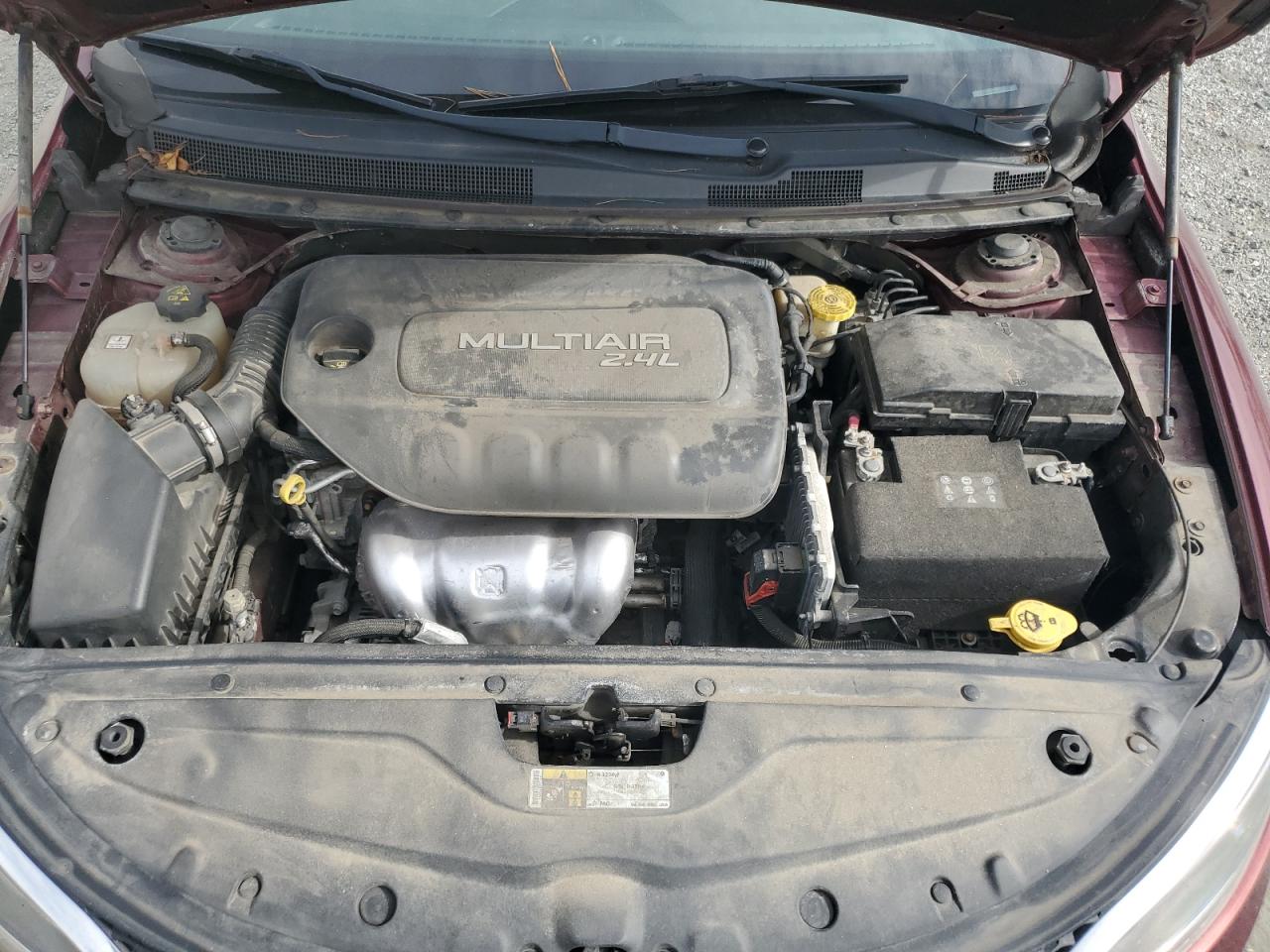 2015 Chrysler 200 Limited VIN: 1C3CCCAB5FN623023 Lot: 82236575